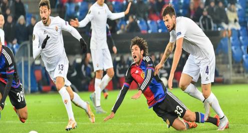 النني يسجل في فيورنتينا ويقود بازل للتأهل في الدوري الأوروبي